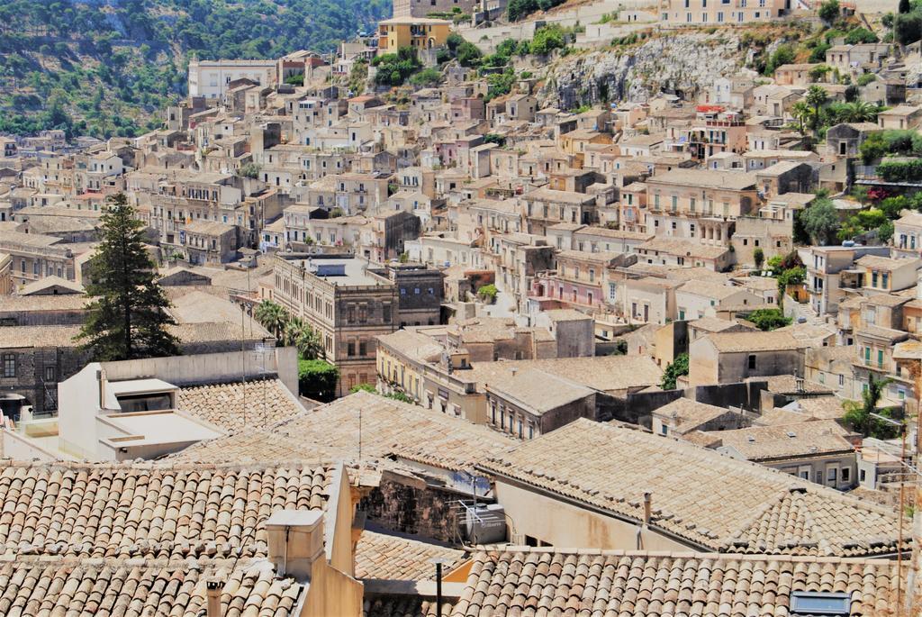 Baroque Modica Villa Bagian luar foto